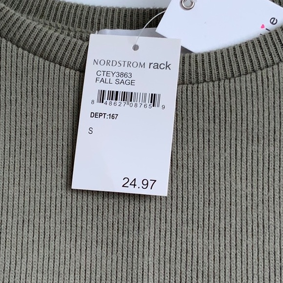 ELODIE Crew Neck Pullover Sweatshirt Crop Elastic Waist in Sage Green NWT - Picture 4 of 4